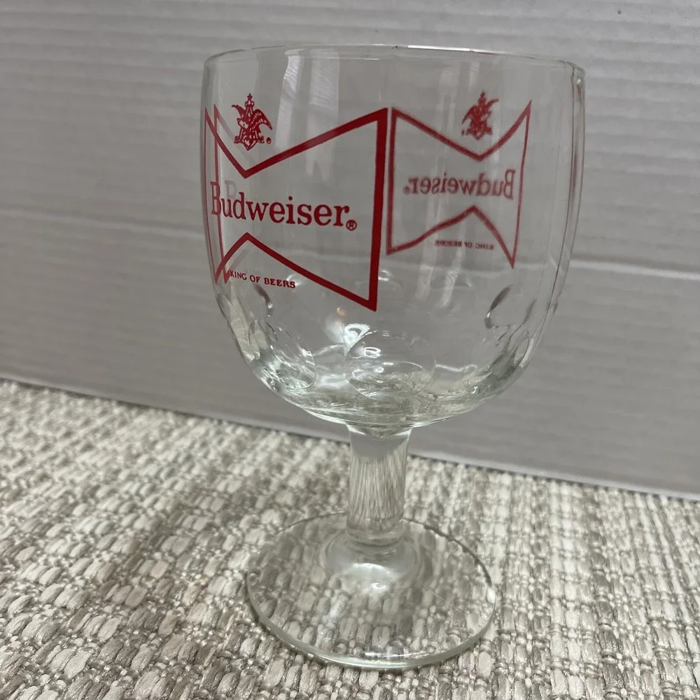 VINTAGE Budweiser BEER  DRINKING GLASS‎ THUMBPRINT STEMMED 16 OZ. RED